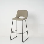 כיסא בר דגם Y1949